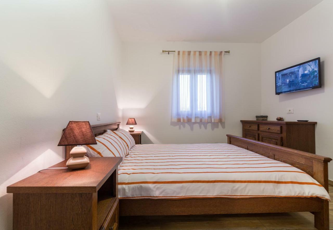 Vila Elida Pazin Extérieur photo