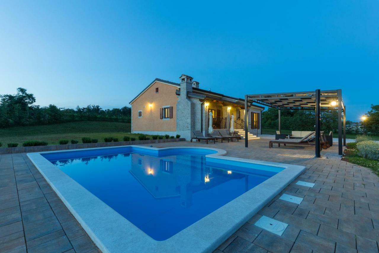 Vila Elida Pazin Extérieur photo