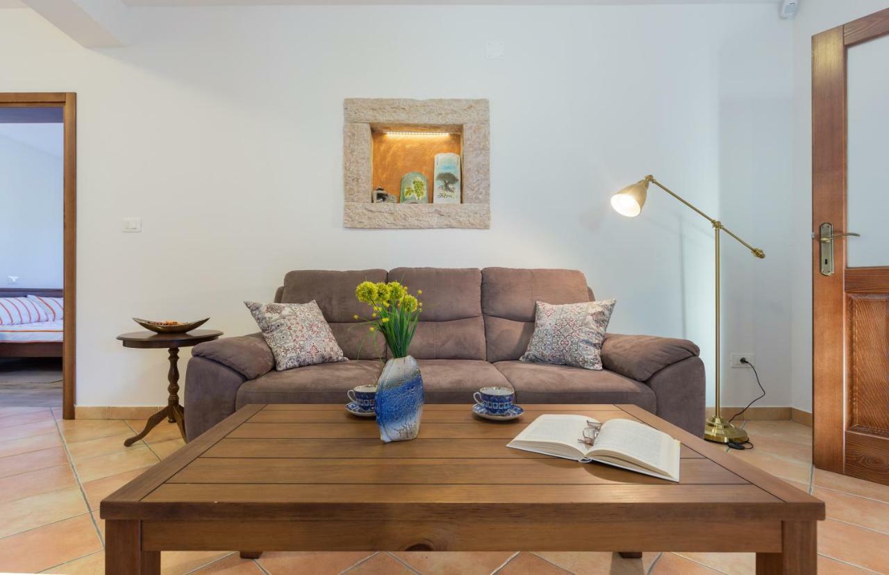 Vila Elida Pazin Extérieur photo