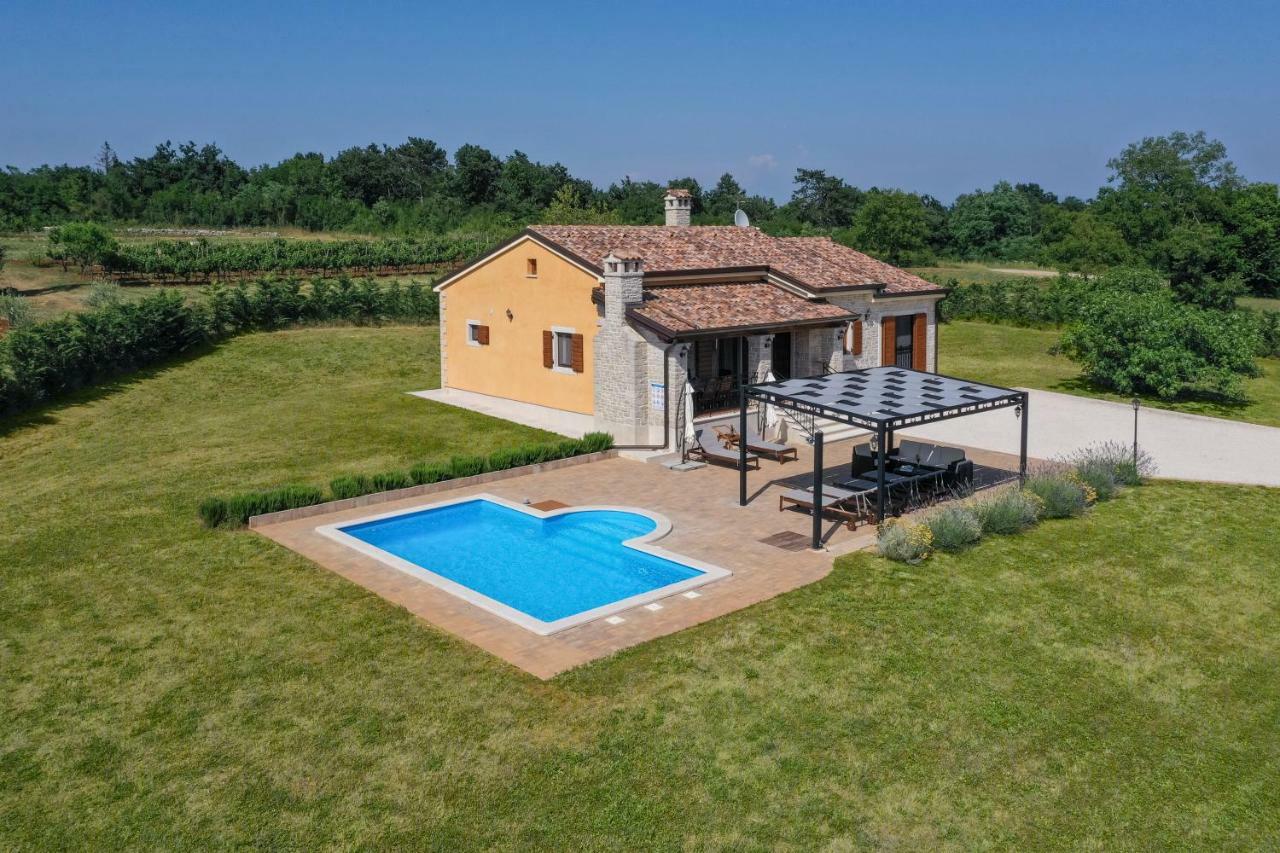 Vila Elida Pazin Extérieur photo